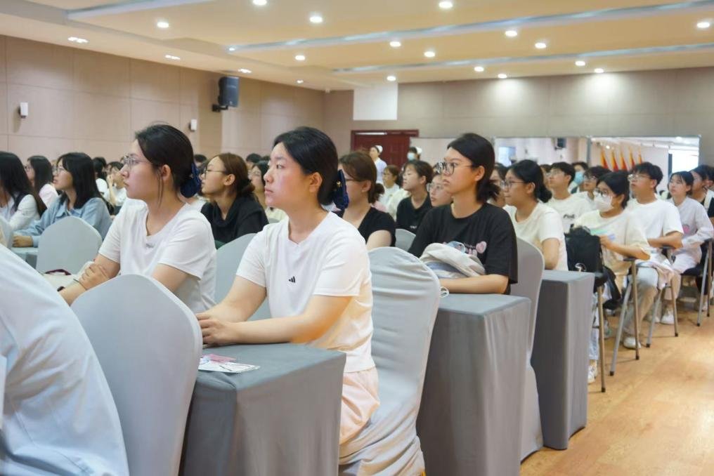 前置化精细筹备:定制完善的见习方案