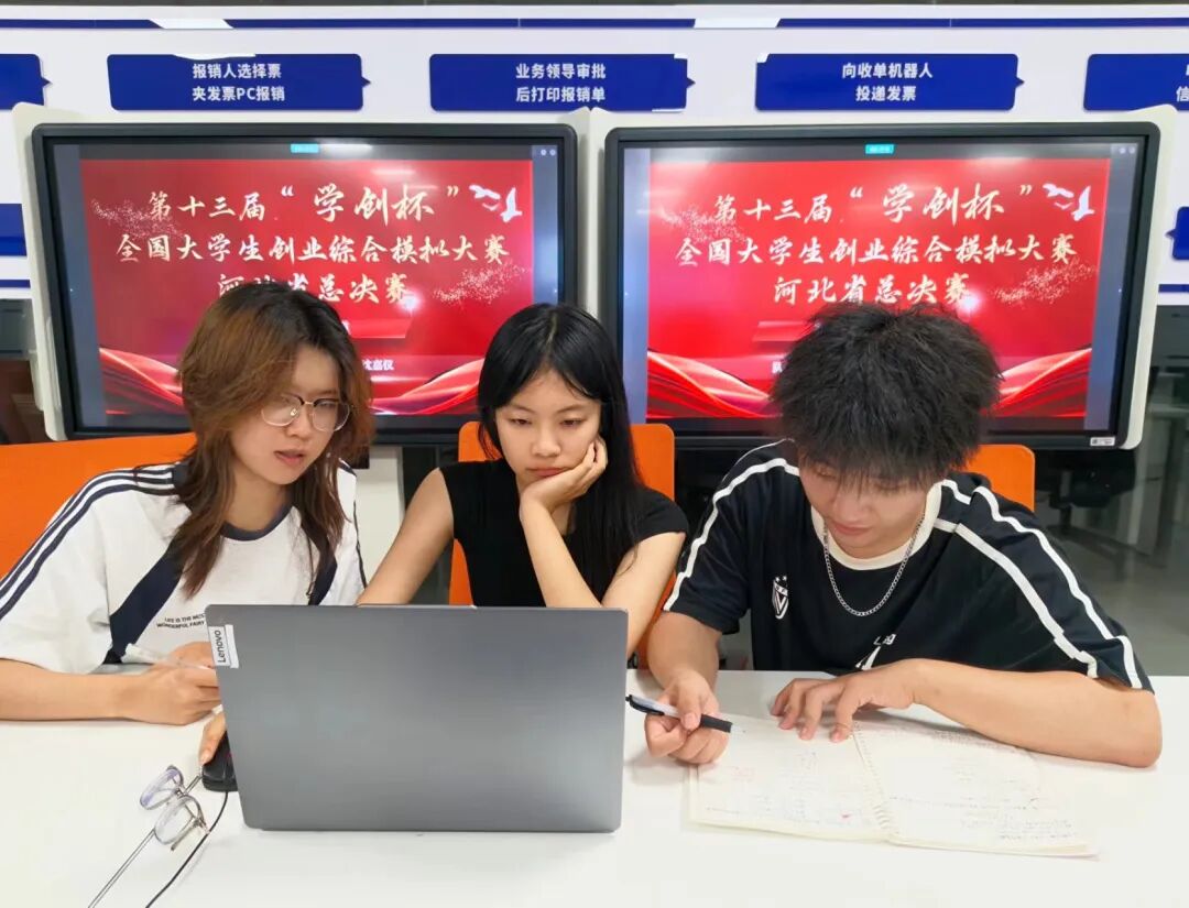 此外玩滚球的十大正规平台成为巴塞罗那