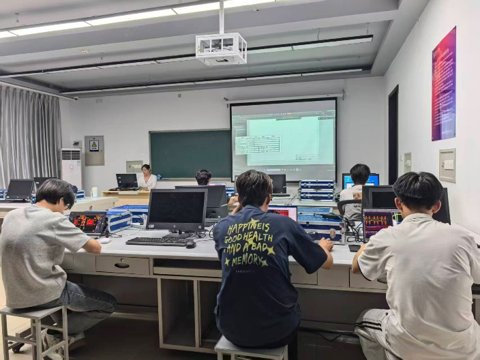 利用暑期开展阶段性集训